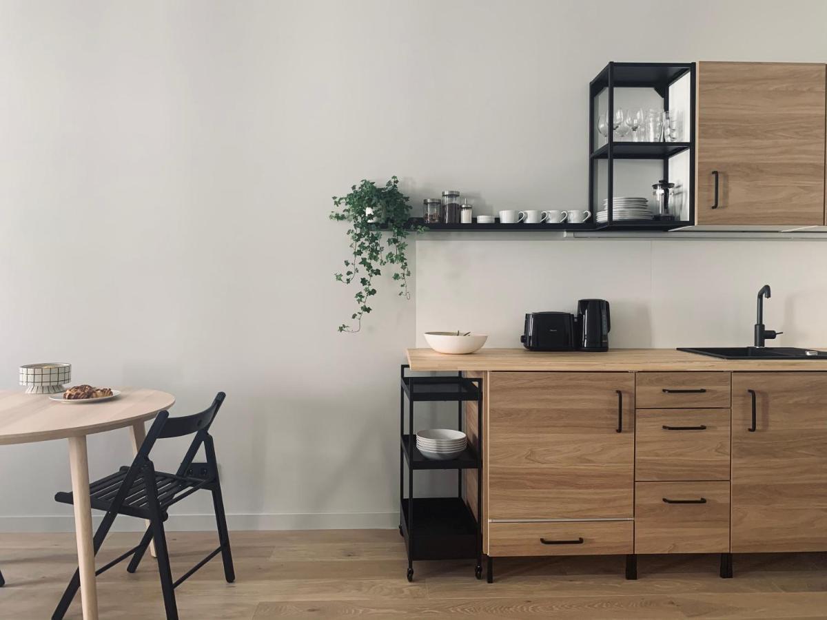 Stylish New Apartment In Riga Old Town - City Centre, Self Check-In, Walkable To Major Attractions 外观 照片