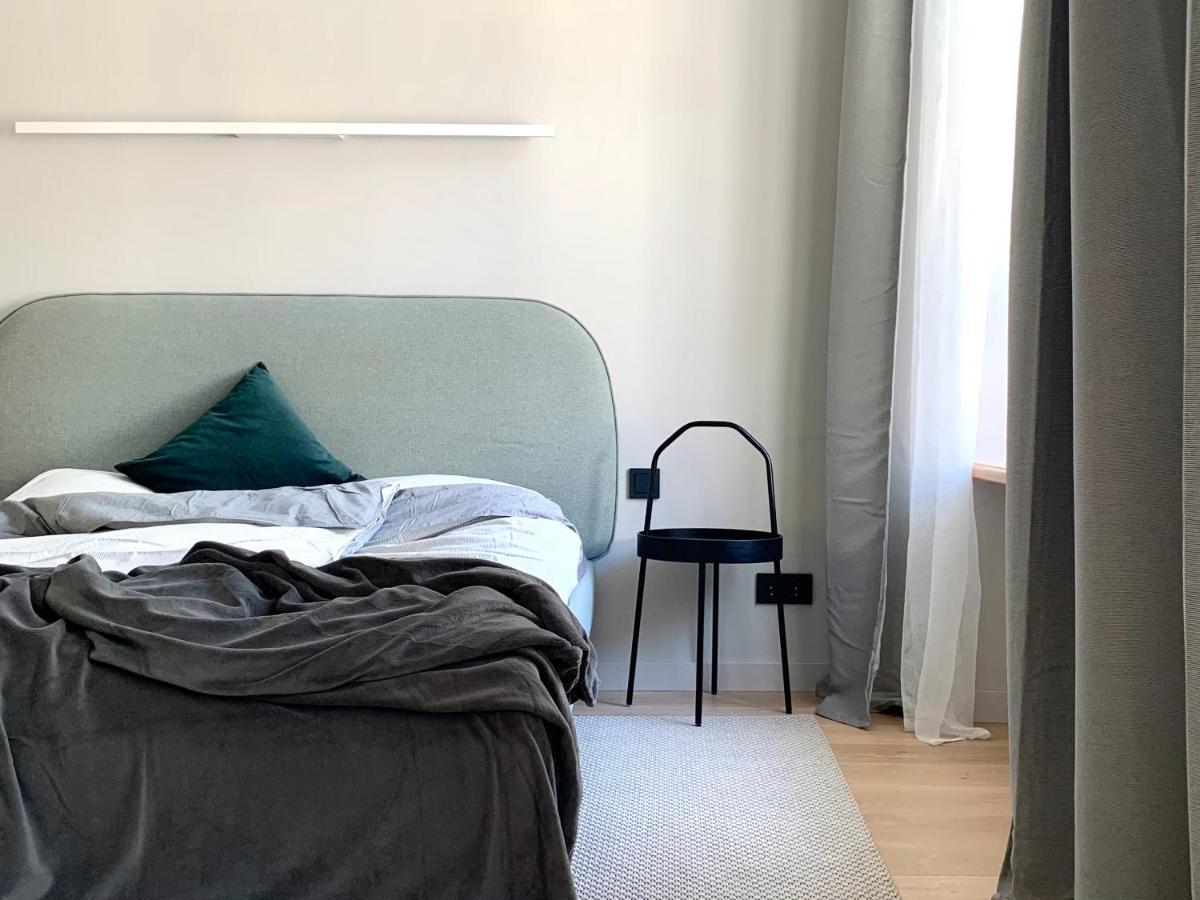 Stylish New Apartment In Riga Old Town - City Centre, Self Check-In, Walkable To Major Attractions 外观 照片